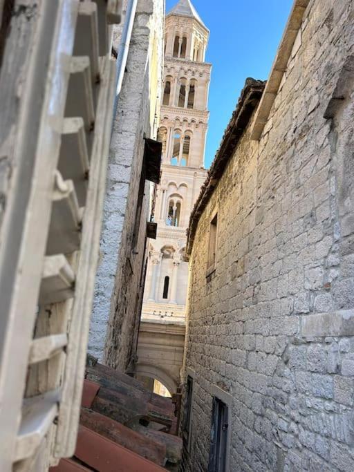 Largo Apartment In The Heart Of Diocletian Palace Split Exterior foto